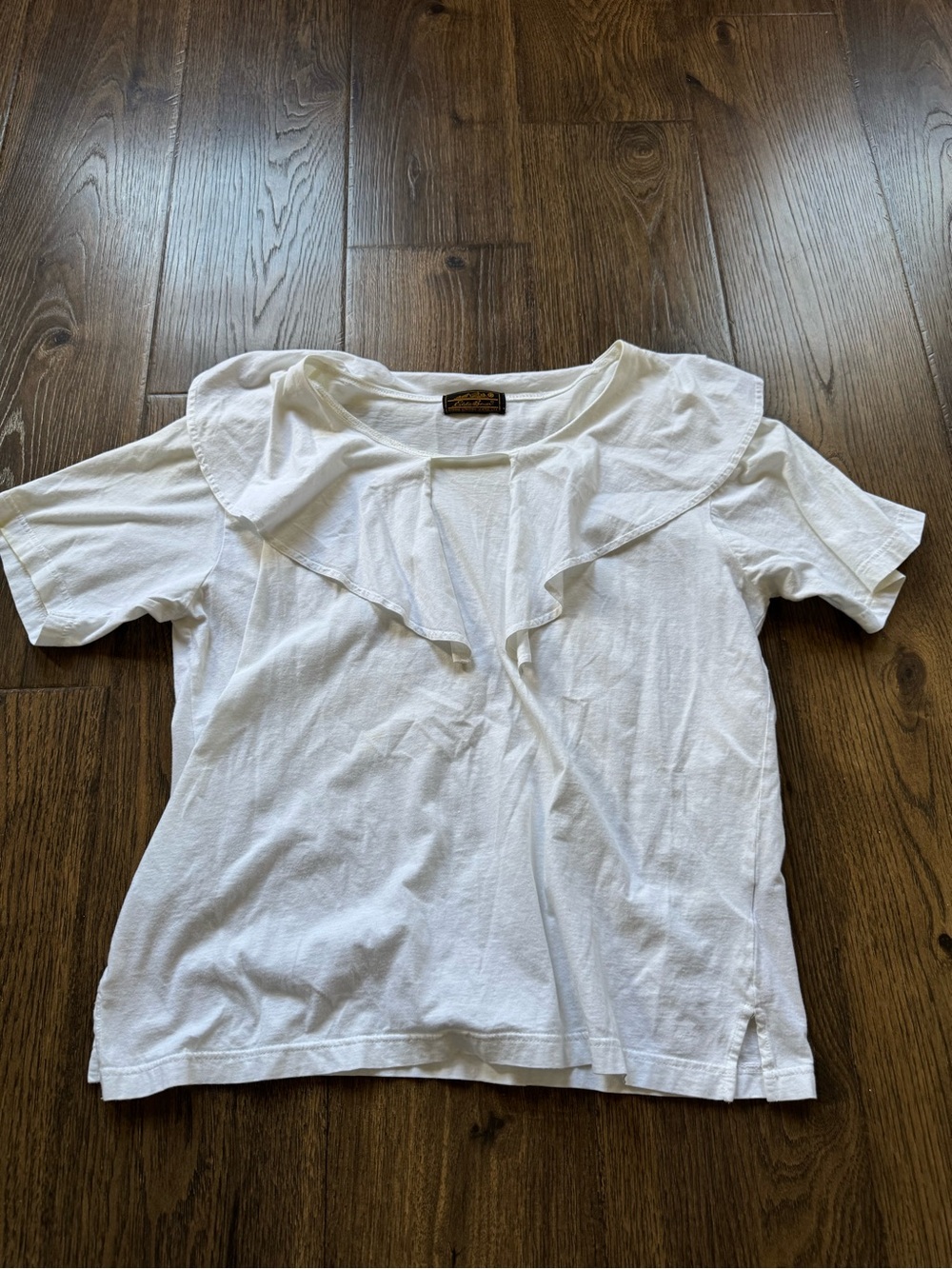 Eddie Bauer White Ruffle Collar Short Sleeve Top